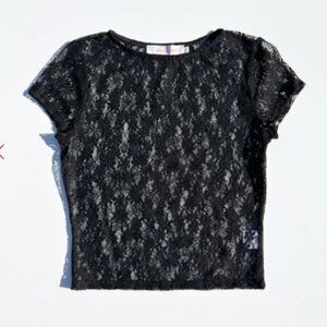 Alex Lace Tee LISA SAYS GAH - CAVIAR LACE